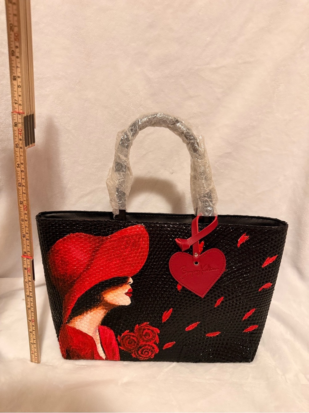Bayong Kultura Handpainted and Handwoven Bayong Tote Bag Red Hat Lady Purse - Picture 3 of 13